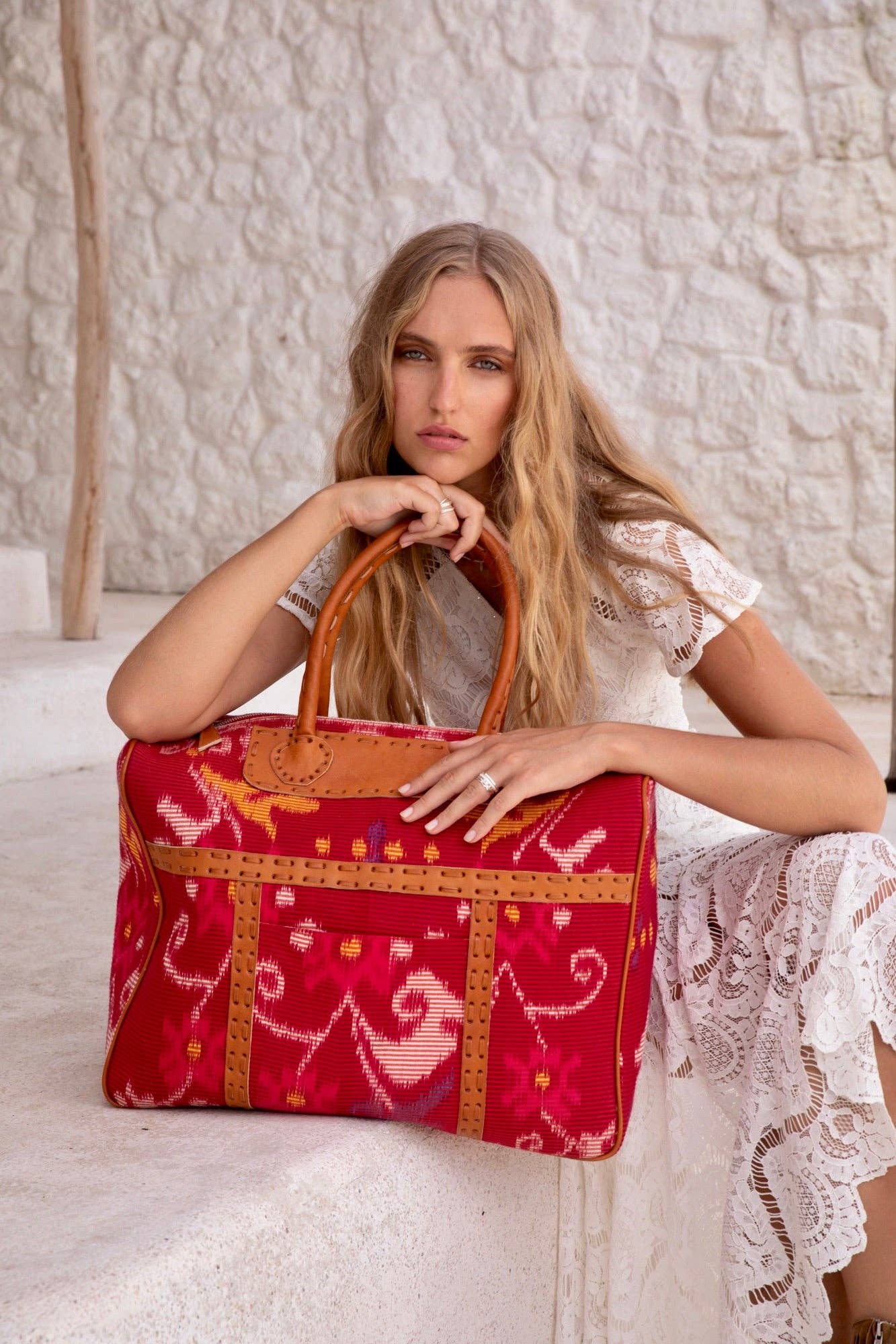 Rhea Overnight Bag Red/Camel