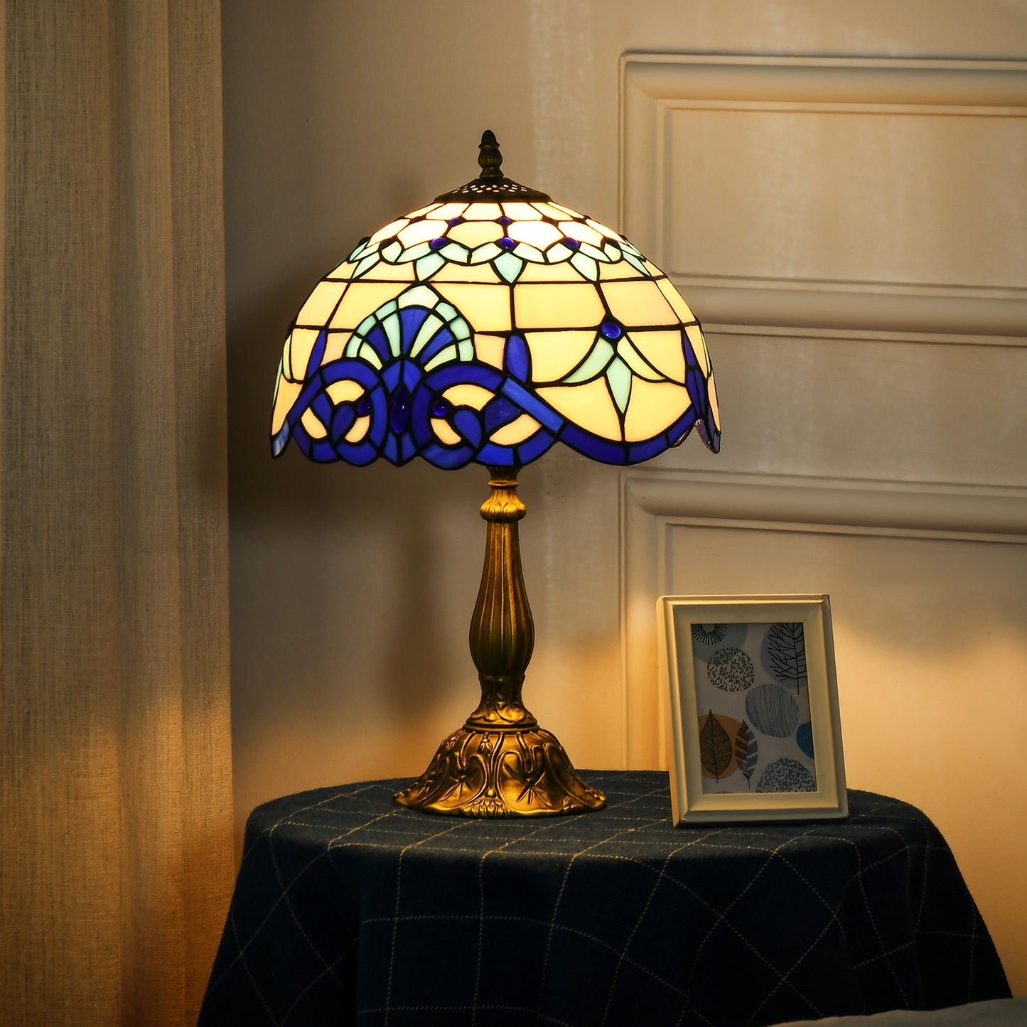 Stained Glass Table Lamp, Handmade Antique Bedside Lamp For Bedroom, Living Room, Home, Nightstand, Decorative Night Light, Blue