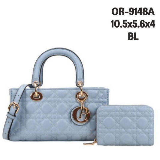 Luxe Quilted Sky Tote/crossbodySet