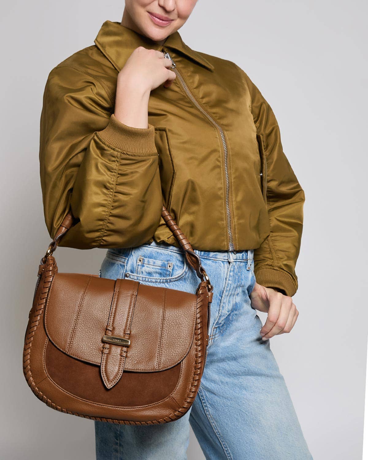 Willow Convertible Shoulder