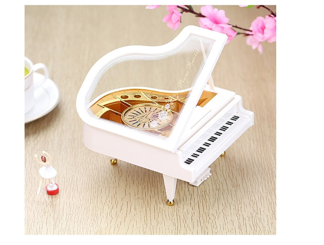 Dancing piano music box