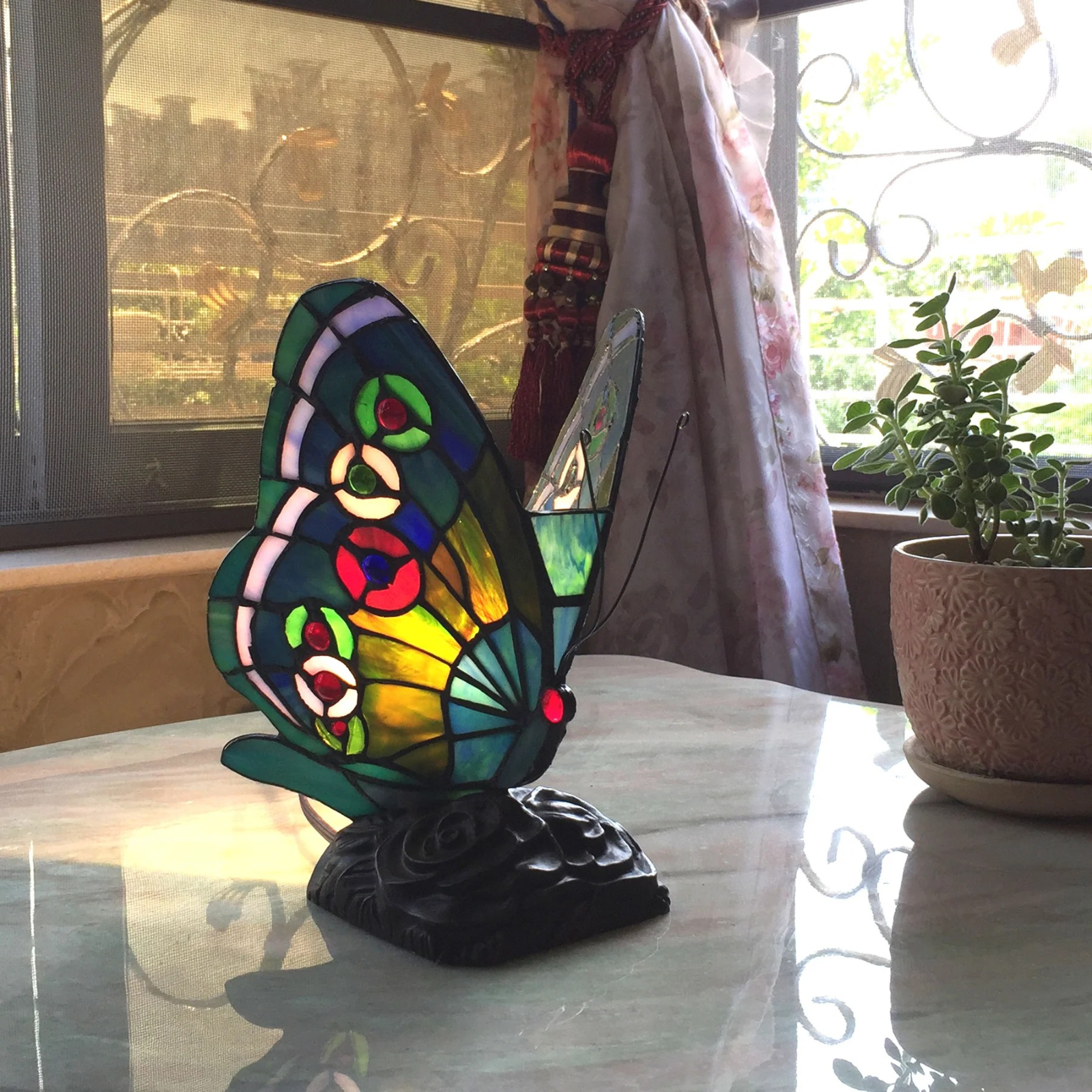 Tiffany-style 1 Light Butterfly Accent Table Lamp 10" Tall blue, teal, red