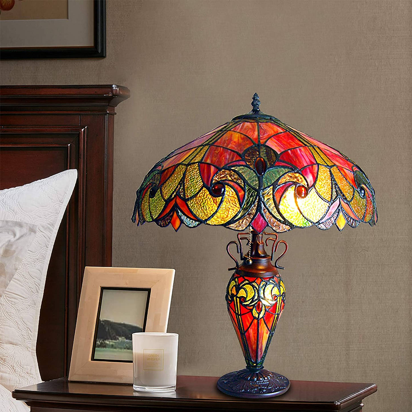 Tiffany style triple lit Victorian-style triple lit table Red, orange, yellow