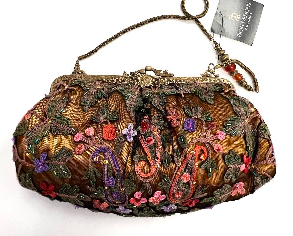 Vintage Crewel Embroidered Women's Clutch Bag