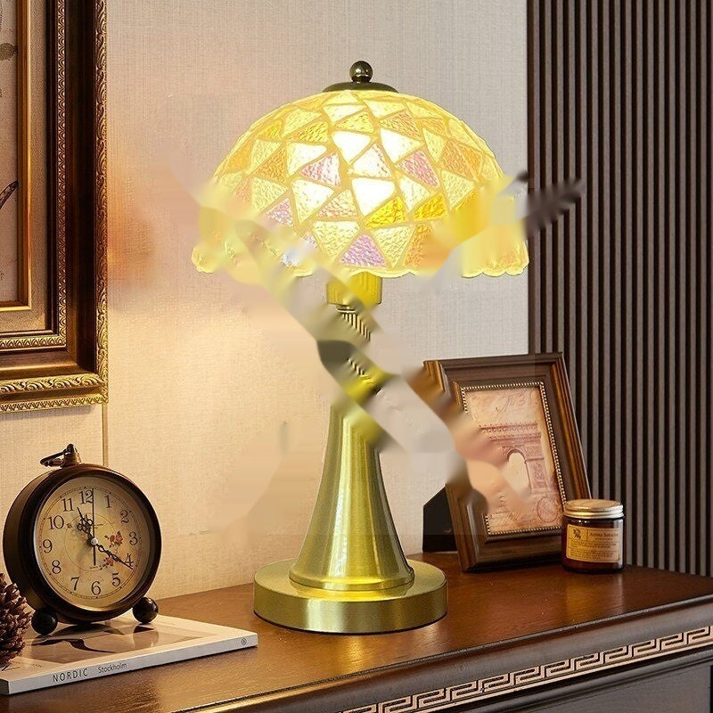 All-Copper Nordic-Style Creative Table Lamp With Floral And Bird Design