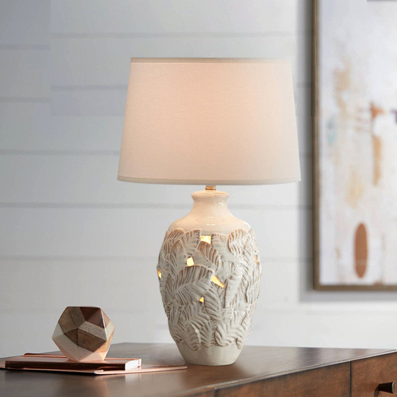 White Hollow Ceramic Table Lamp Nordic-Style Creative Lighting For The Bedroom Bedside