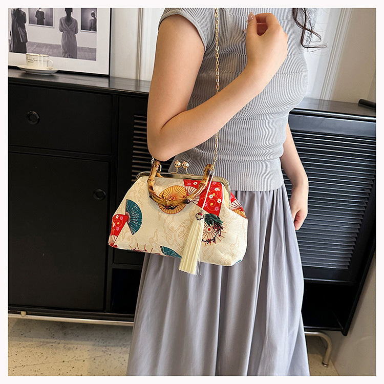 The Red -crowned Crane Retro inspired kisslock Style Embroidered Clutch Bag