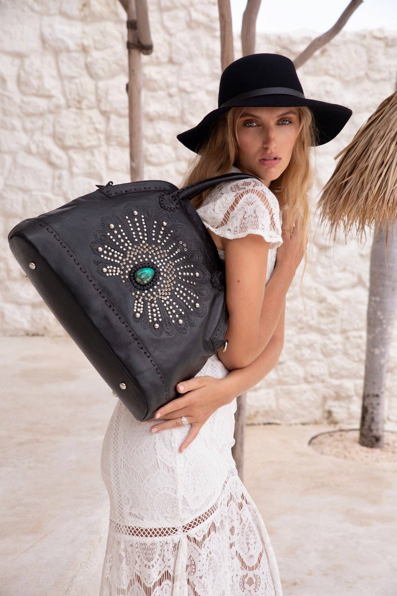 Mini Queen Peacock Bag Black