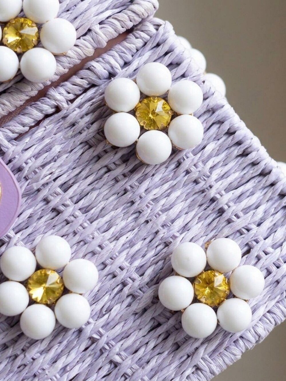 Hazy Lavender Wicker Bucket Daisy Flower Purse