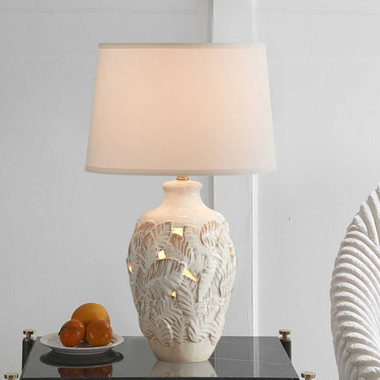 White Hollow Ceramic Table Lamp Nordic-Style Creative Lighting For The Bedroom Bedside