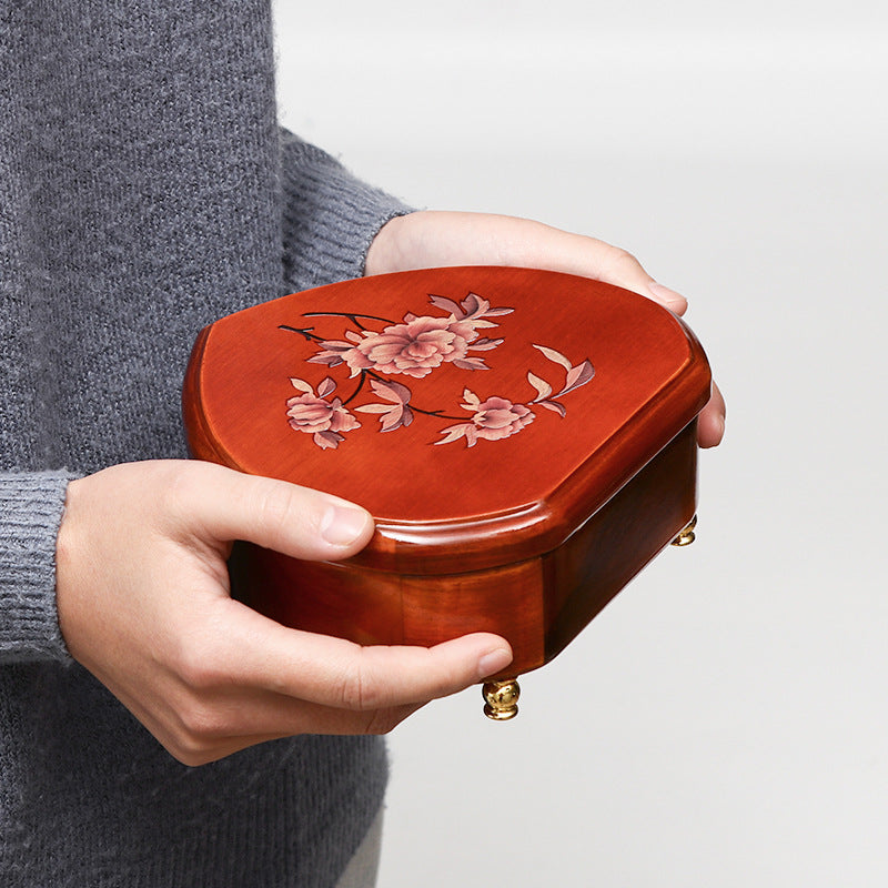 European Style Heart Shaped Wooden Jewelry Music Box